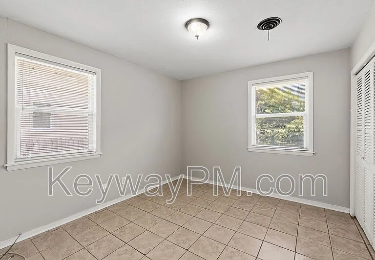 2012 Wrightsboro Rd — Photo 7