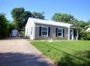 1300 E Arlington Dr, Wichita, KS 67219
