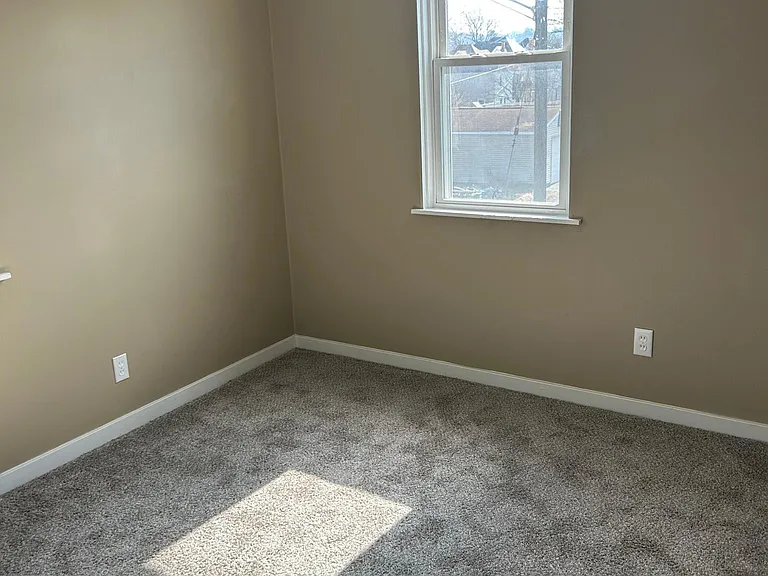 312 Grant Ave — Photo 19
