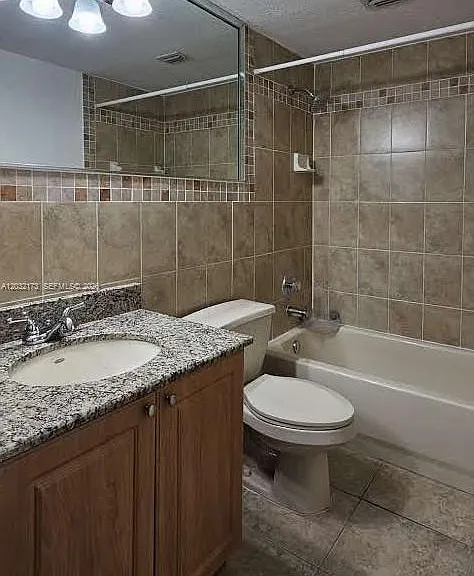 8290 Lake Dr #332 — Photo 20
