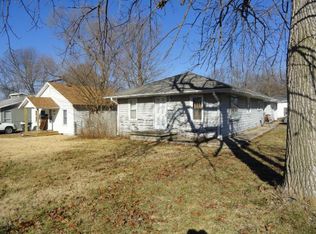 1910 W Center St, Decatur, IL 62526