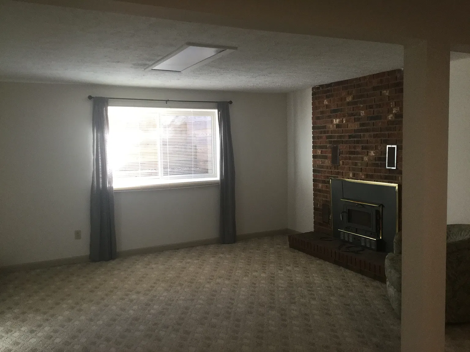 1 bed, 400 sqft, $1,000 — Photo 2
