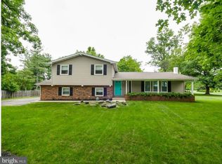 2355 Greensward Rd S, Warrington, PA 18976