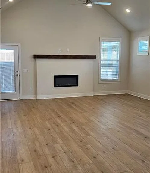 488 S Calico — Photo 4