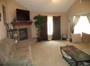 15289 Bears Breech Ct, Huntertown, IN