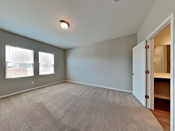 3rd image of 12613 Henry Clay Dr