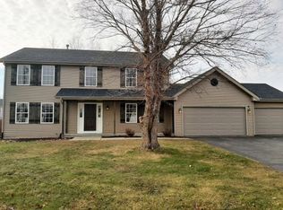 156 Autumnwood Ln, Davis Junction, IL 61020