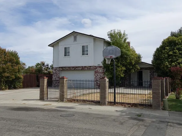7401 Terestia Ct, Sacramento, CA 95828