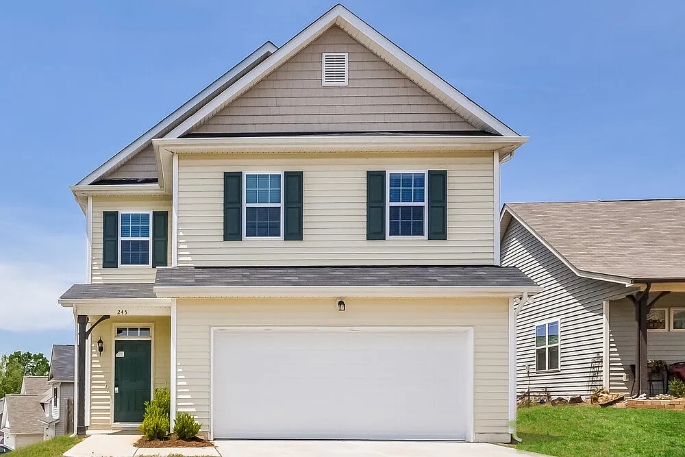 4 bed, 2.5 bath, 1911 sqft, $2,110 — Photo 1