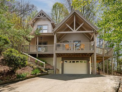 837 Peregrine Dr, Hendersonville, NC, 28739