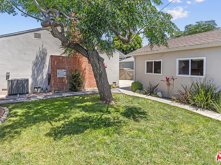 11169 Orville St — Photo 39