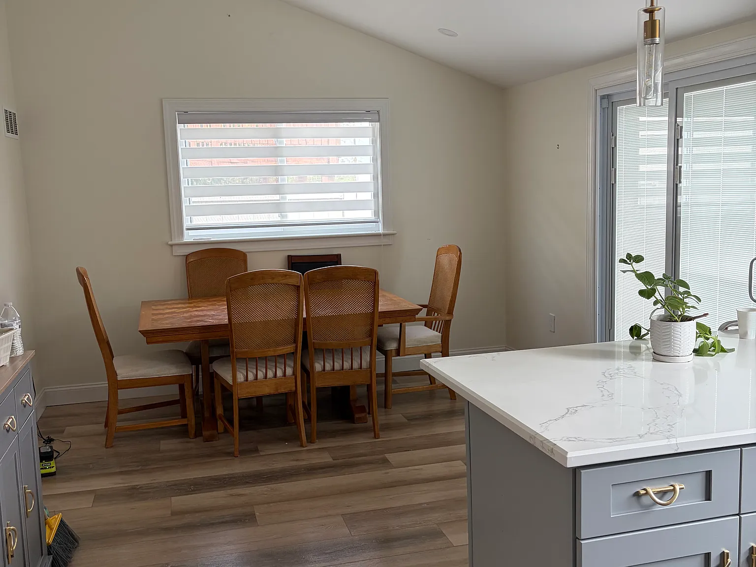 3 bed, $2,250 — Photo 3