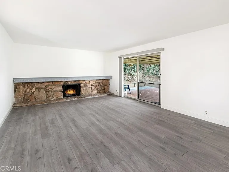 25141 Mackenzie St — Photo 6