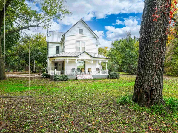 13815 S Kent Rd, Haven, KS 67543