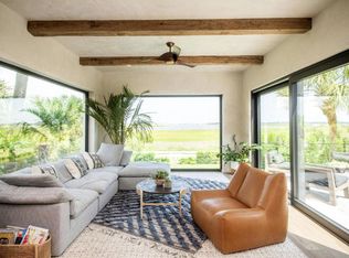 916 Middle St, Sullivans Island, SC 29482