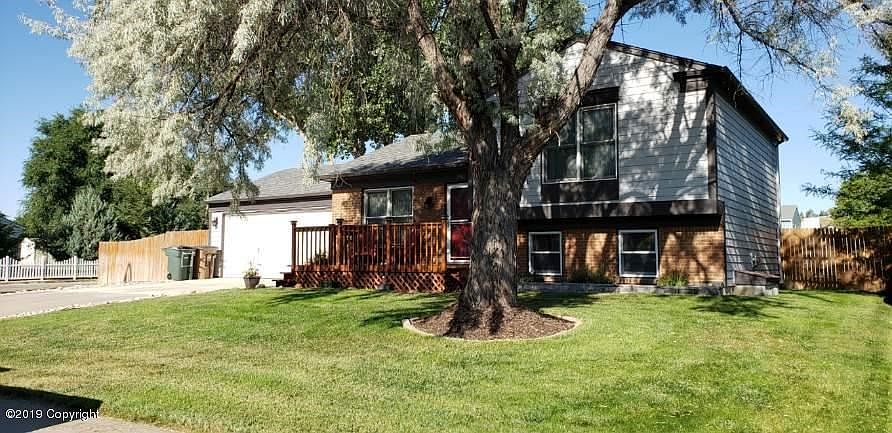 Front of Home (3)