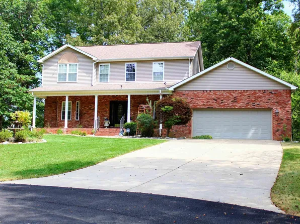 468 Fly Away Dr, Benton, KY 42025
