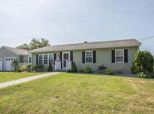 201 Riley Ave, Somerset, MA 02726