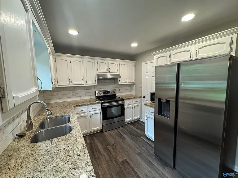 112 Suddith Ln — Photo 6