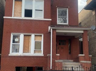 2620 N Mozart St, Chicago, IL 60647