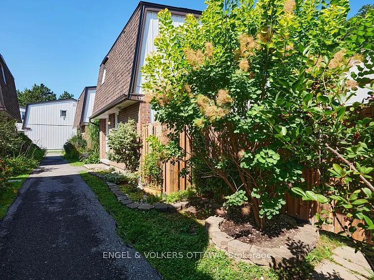 837 Eastvale Dr #110 — Photo 4