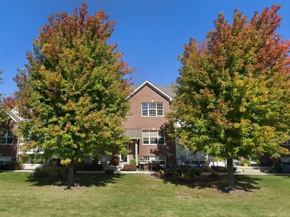 2204 Concord Dr #2204, Sycamore, IL 60178