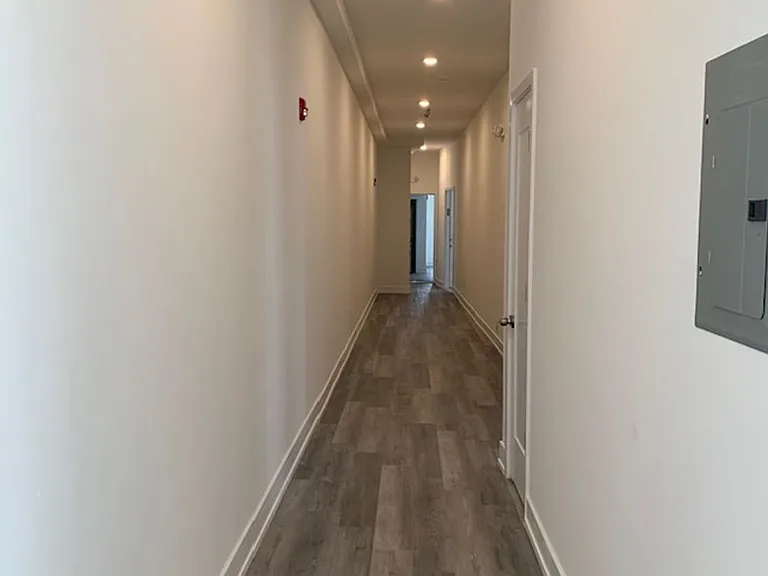 6162 Ridge Ave — Photo 15