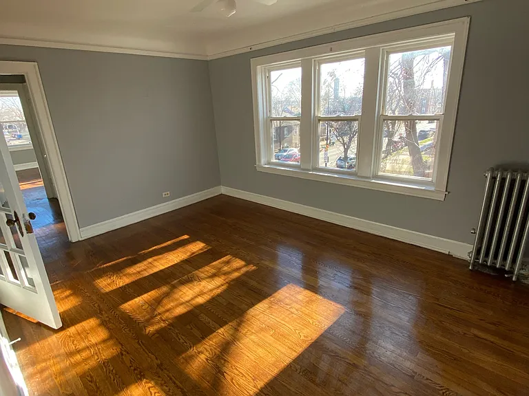 5200 W George St #3 — Photo 6