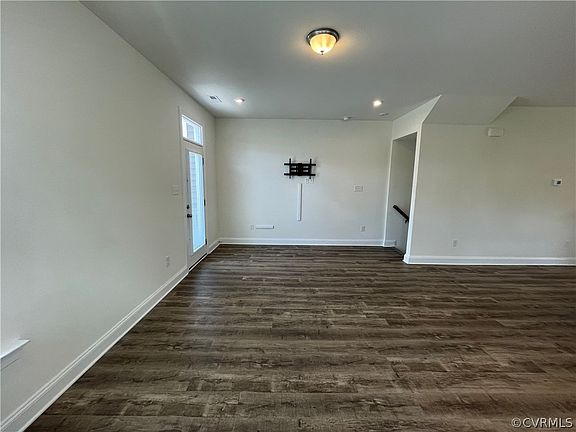 3rd image of 17237 Gossamer Dr