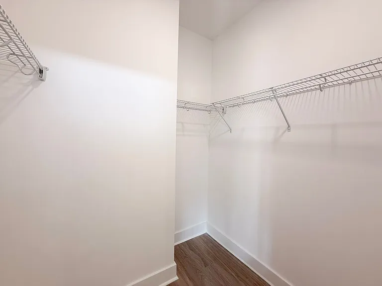 1373 Meridian St — Photo 16