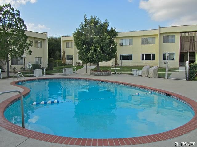 2nd image of 11813 Runnymede St APT 5