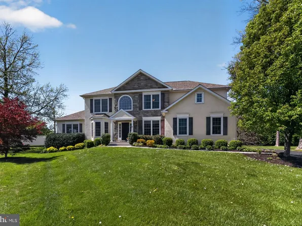 3 Strathmore Ct, Wallingford, PA 19086