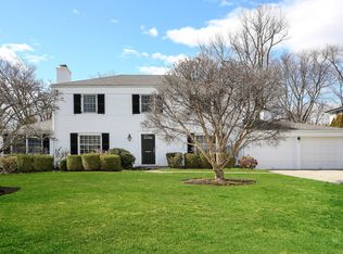 3 Stonehouse Rd, Scarsdale, NY 10583