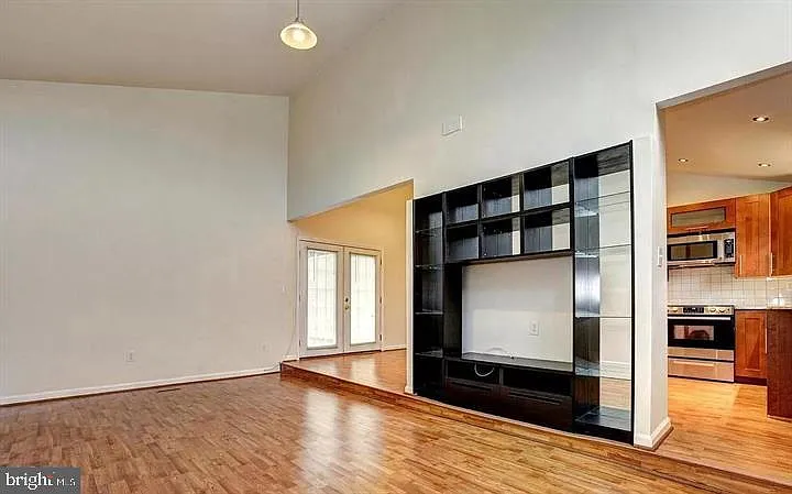 14704 Wycombe St — Photo 3