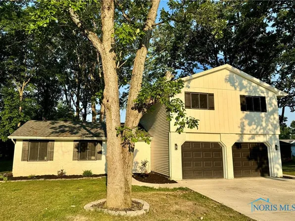 2062 Laurelwood St, Defiance, OH 43512