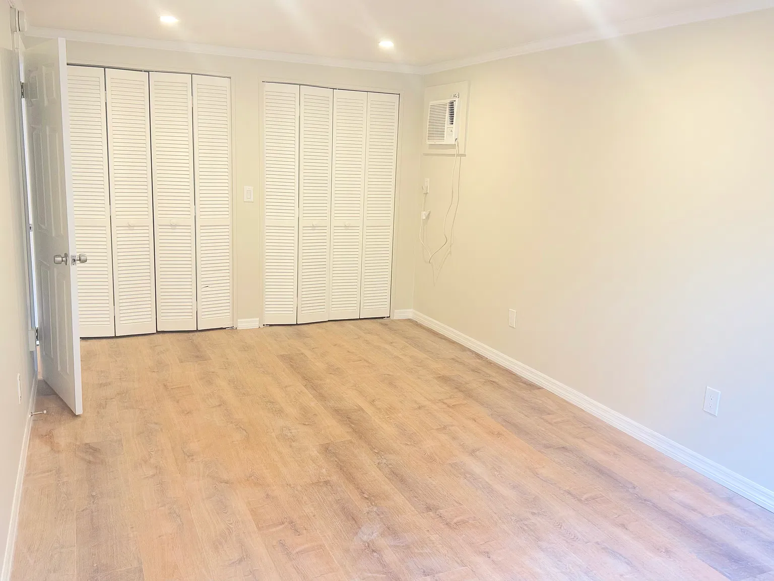 652 Faulkner St — Photo 4