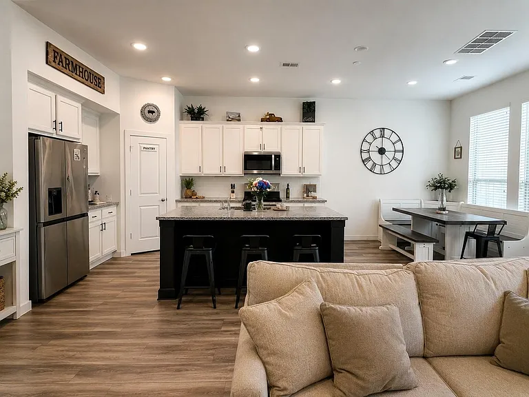 17111 Crimson Crest Dr — Photo 11