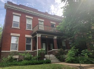 3818 Arsenal St, Saint Louis, MO 63116