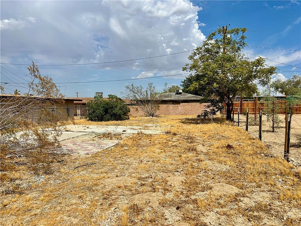 1st image of 62027 Valley View Cir #10