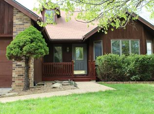 1739 W Whiteside St, Springfield, MO 65807