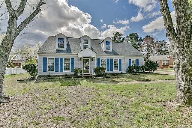 1st image of 4610 Dawnridge Dr