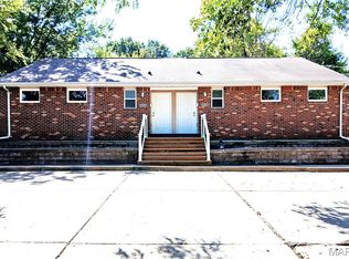 5114 Heege Rd, Saint Louis, MO 63123