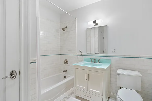 Rented by Douglas Elliman | media 16