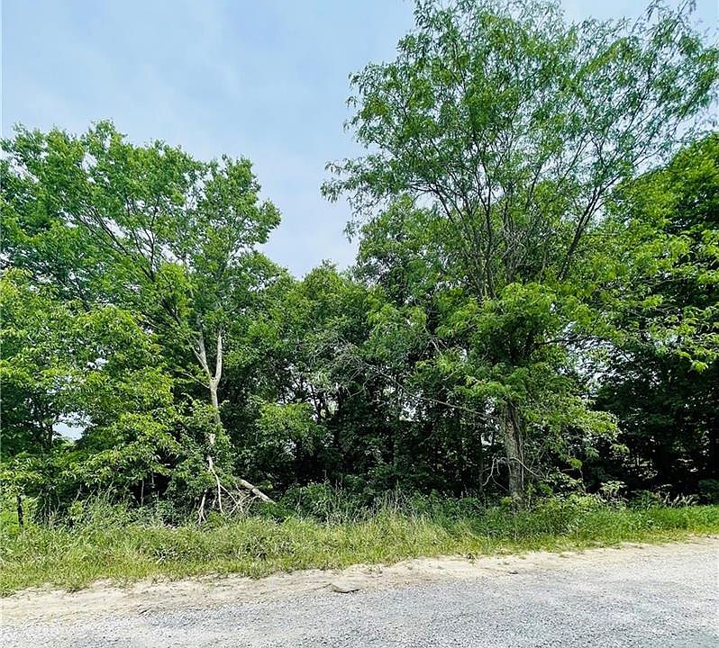 1st image of 137 & 138 Sharon Ct