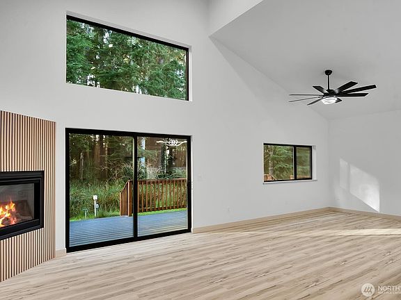 5th image of 159 Duck lake Drive SE
