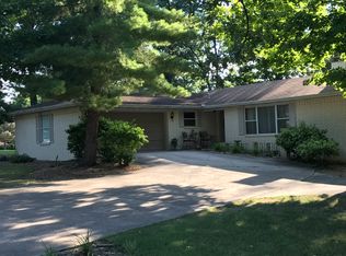 100 Forest Dr, Mountain Home, AR 72653