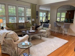 125 Barclay Valley Dr, Cary, NC 27519