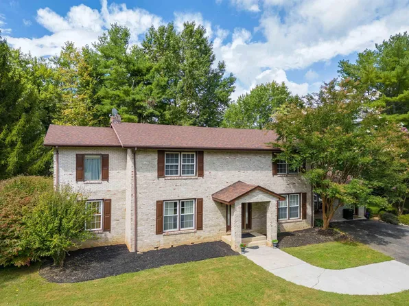 850 Christiansburg Pike NE, Floyd, VA 24091