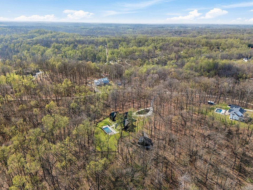 56th image of 925 Weeping Willow Rd #D