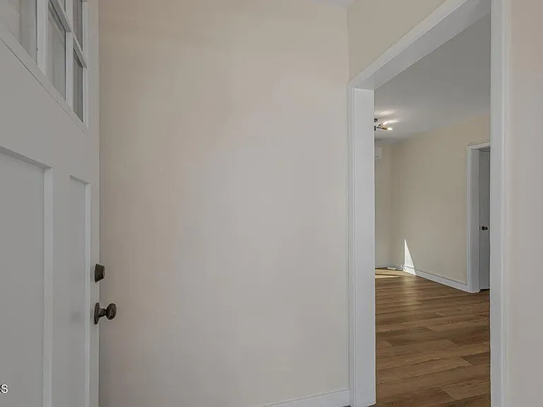 6131 Ranchito Ave — Photo 3